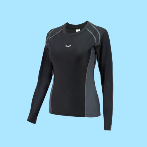 เสื้อว่ายน้ำ